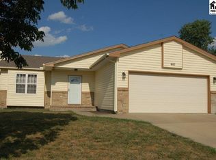 607 Oxford Dr, McPherson, KS 67460
