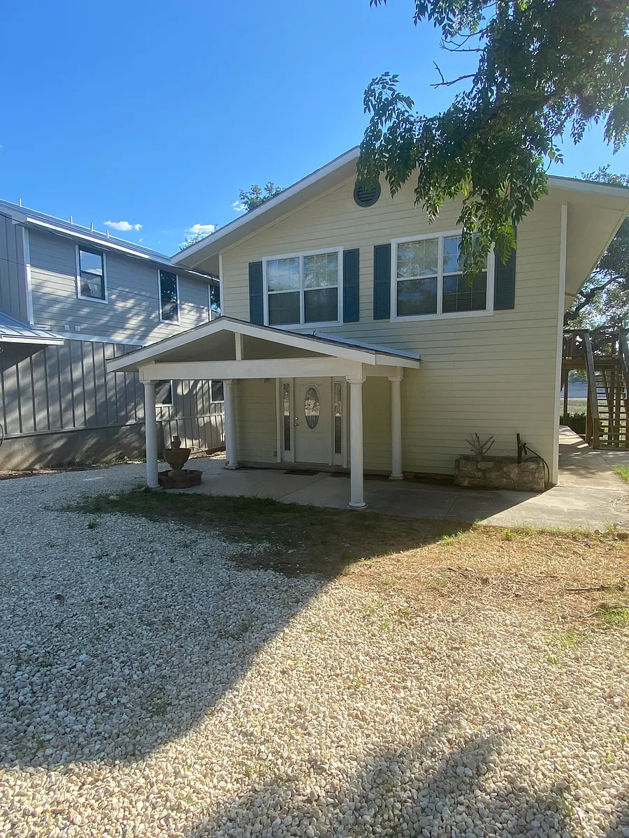 Building Photo - 980 Pebble Beach Rd