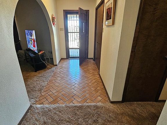 5th image of 35 Villa Christina St
