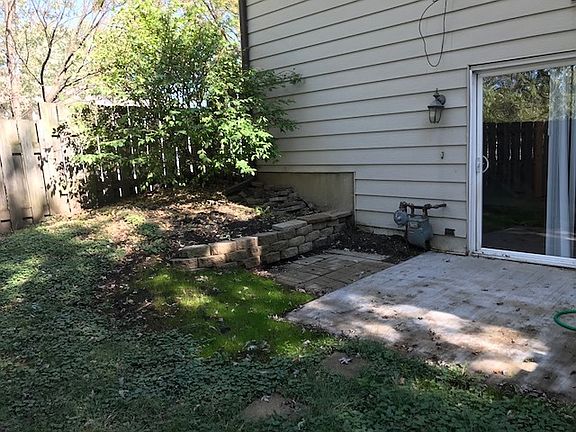2nd image of 285 Navajo Dr