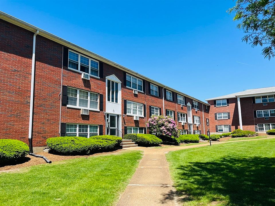 1st image of 8 Tara Dr Unit 7
