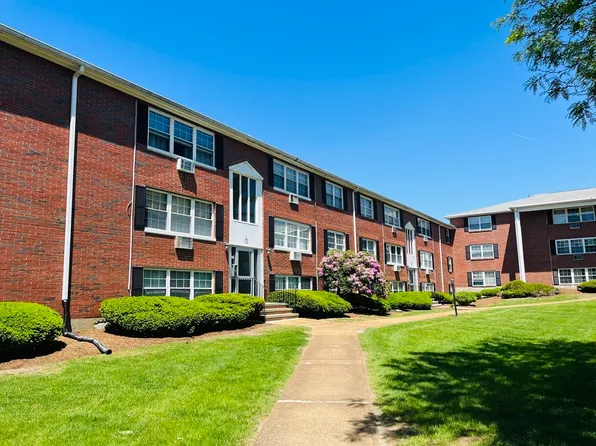 8 Tara Dr Unit 7, Weymouth, MA 02188