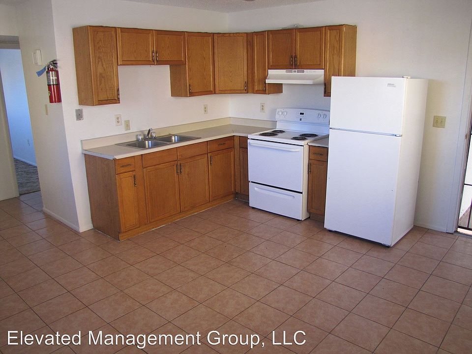 1st image of 643 Alcazar St SE APT A