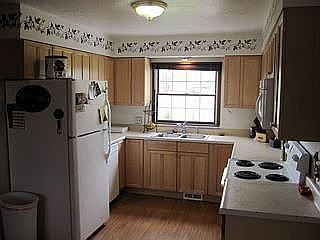 5th image of 2180 Amity Ln