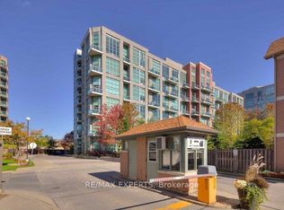 200 Manitoba St #426, Toronto, ON M8Y 3Y9