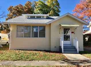 44 Schley St, Springfield, MA 01109
