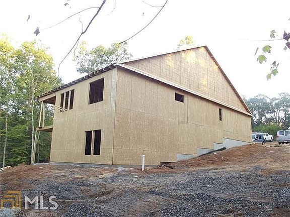 3rd image of 31 Lakewood Dr