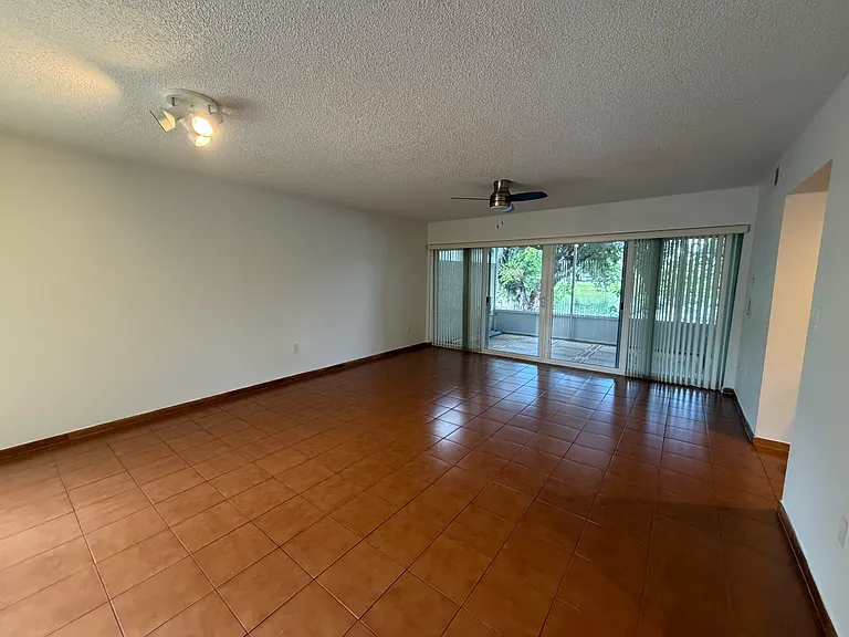 14279 Kendale Lakes Cir — Photo 14