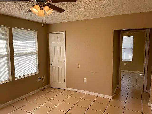 2 bed, 750 sqft, $1,250 — Photo 4
