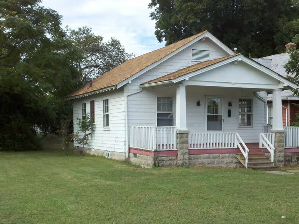 2013 Bay Ave, Hampton, VA 23661