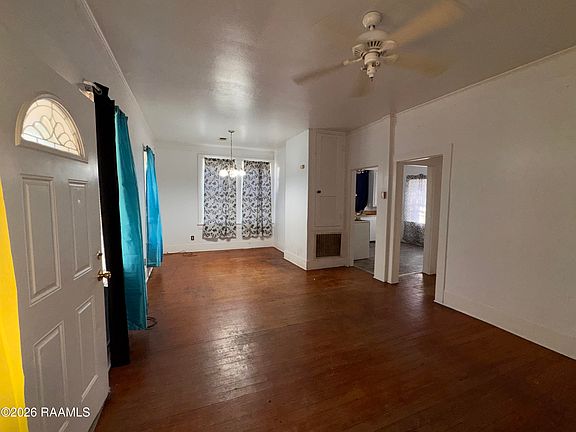 3rd image of 415 Court St