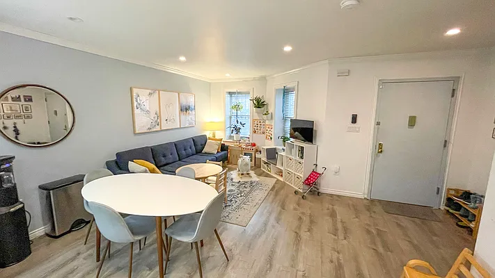 Rented by Owner | media 1