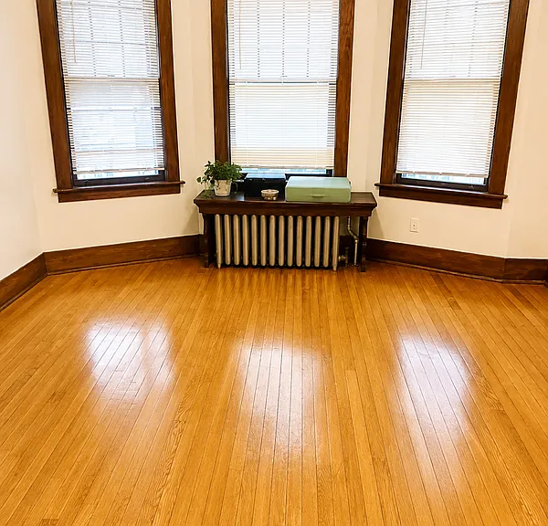 921 Park Ave #6 — Photo 3