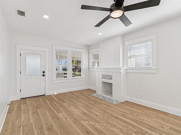 4th image of 511 E STRATFORD AVENUE