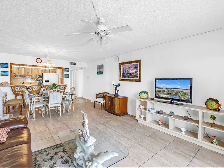7700 Sun Island Dr S #402 — Photo 9
