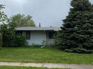670 E 4th St, Corsica, SD 57328