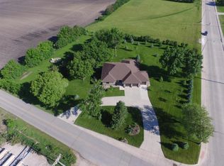 1802 32nd St, Spirit Lake, IA 51360