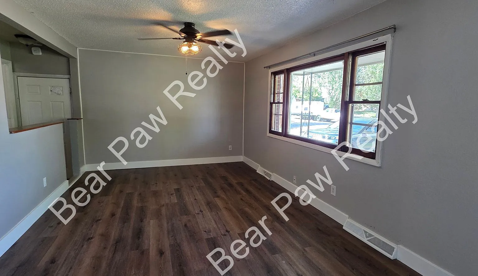 904 Coolidge — Photo 2