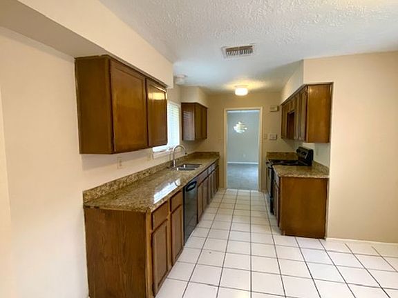 4th image of 16715 Quail View Ct