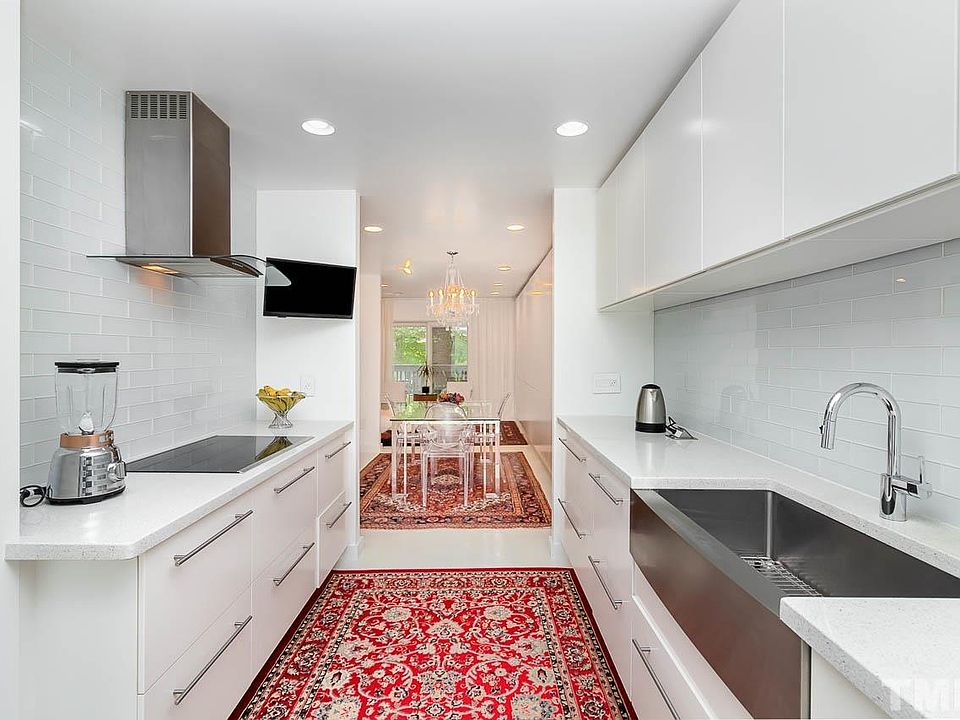 1st image of 4100 Five Oaks Dr Unit 3