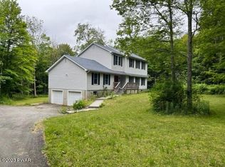 53 Charphil Dr, Newfoundland, PA 18445