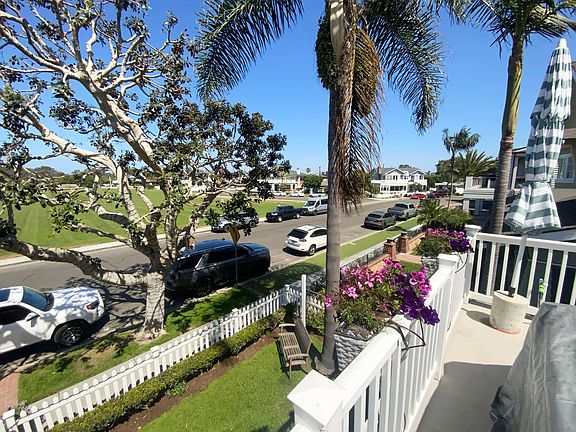 3rd image of 221 Ocean Dr