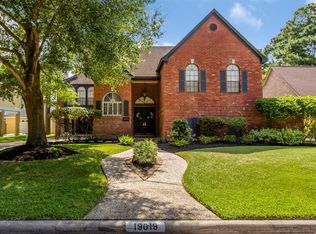 19019 Match Play Dr, Humble, TX 77346