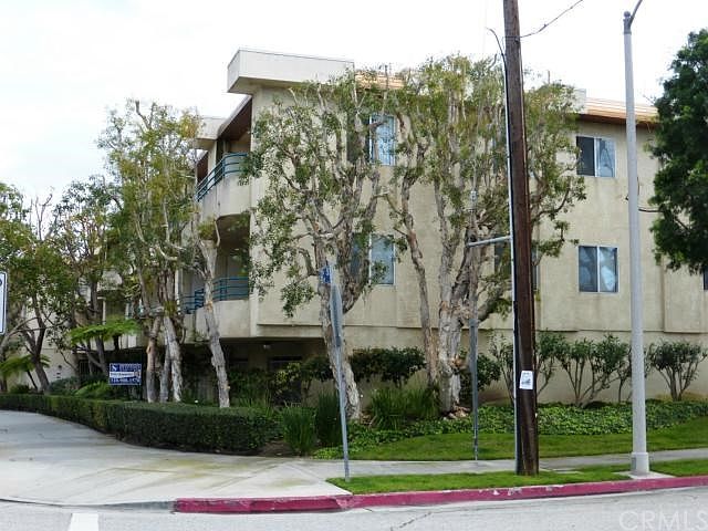 1st image of 2222 S Mesa St Unit 31