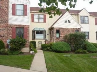 216 Stone Ridge Dr, Jeffersonville, PA 19403