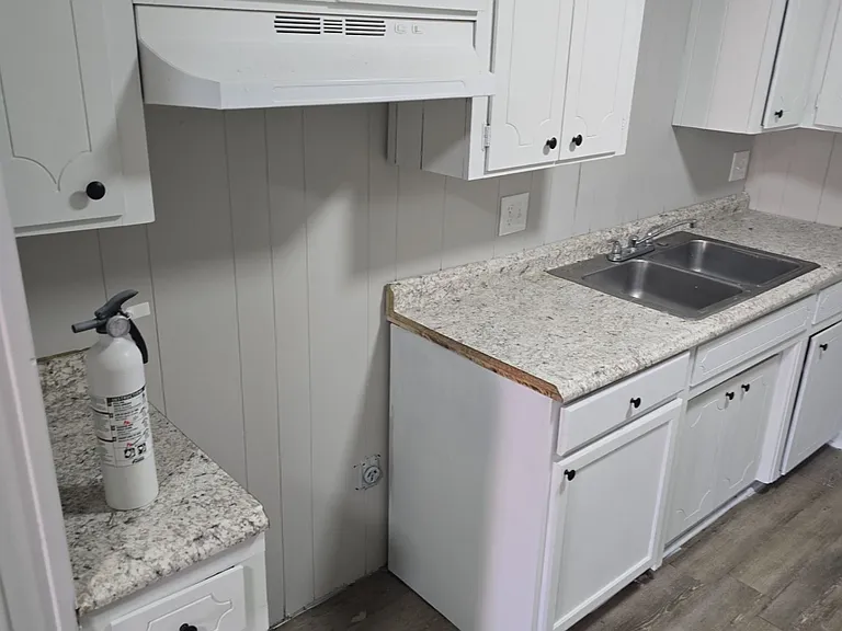 207 Highland St #3 — Photo 7