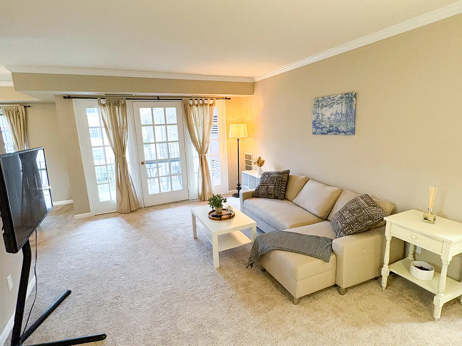 Lyndhurst Dr, Fairfax — Photo 2