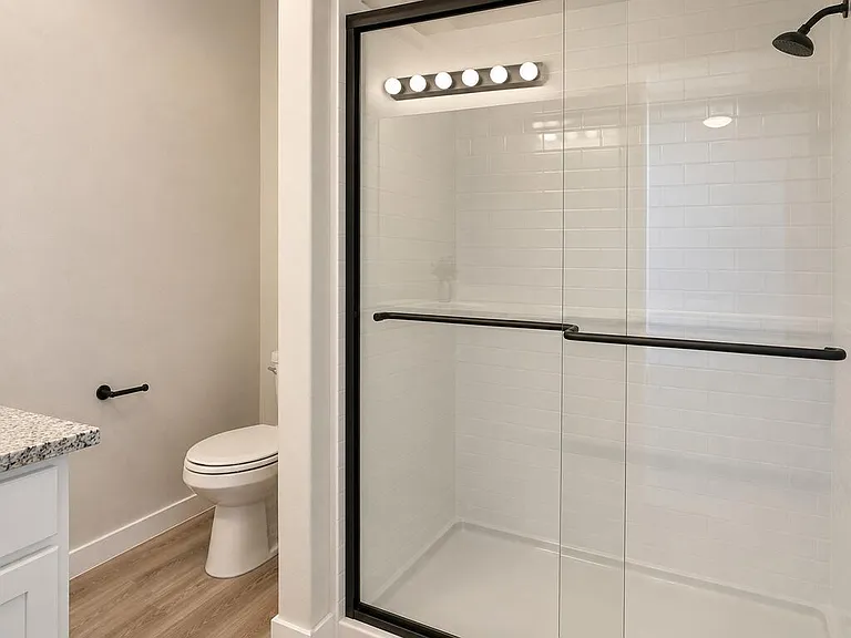 2416 Goldfinch Rd — Photo 6