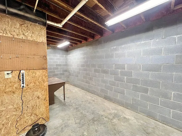 3005 Hickory Tree Pl — Photo 33
