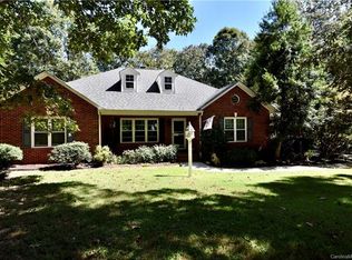 1401 Crown Forest Ln, Monroe, NC 28112