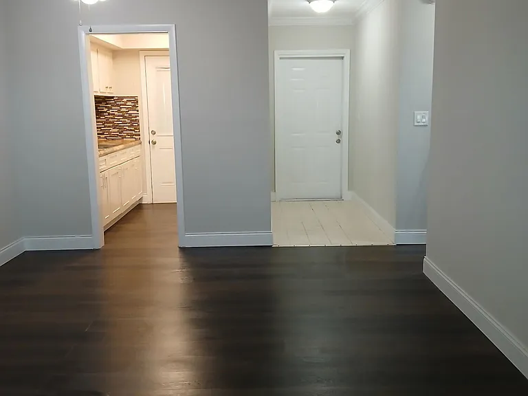 1480 E Sample Rd #307 — Photo 5