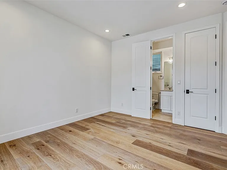 115 23rd St — Photo 20