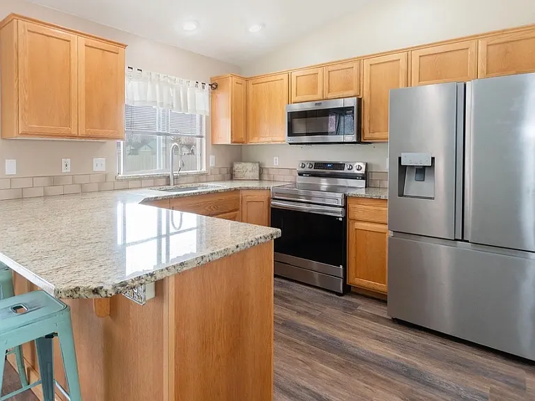 492 N Procyon Pl — Photo 6