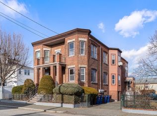 65 Davis St APT 1, Revere, MA 02151