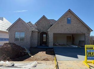 43 Mountain Brook Rd, Little Rock, AR 72223