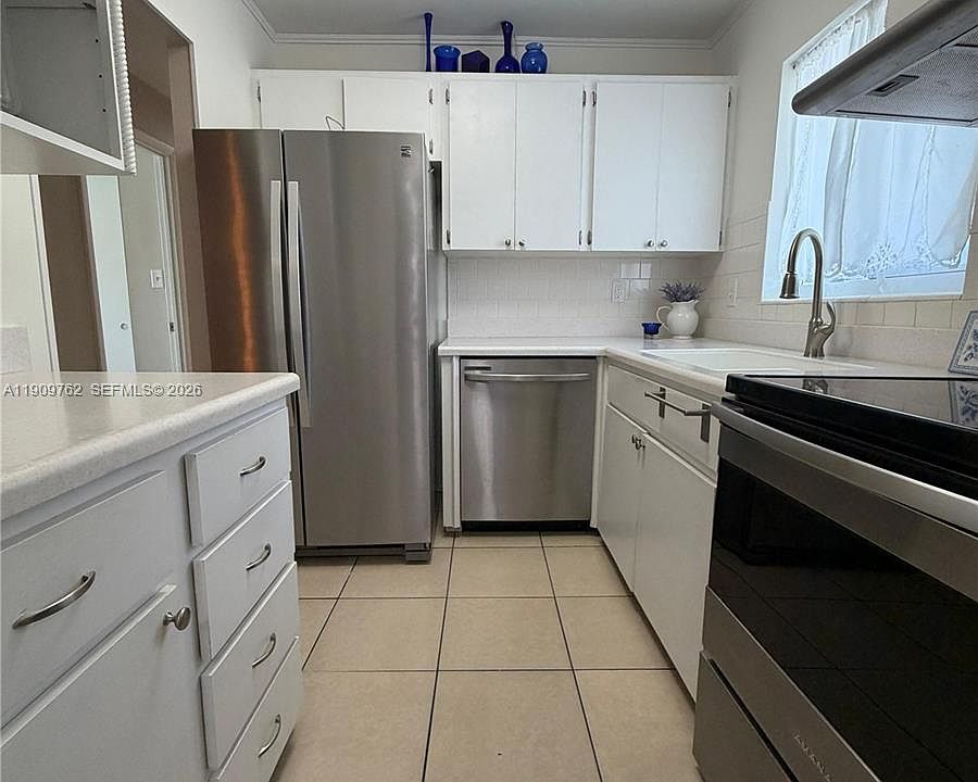 1st image of 1832 Sunny Dr #D32