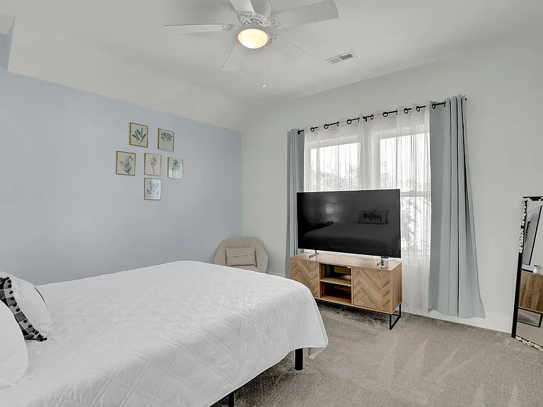 1059 Meridian Dr — Photo 19