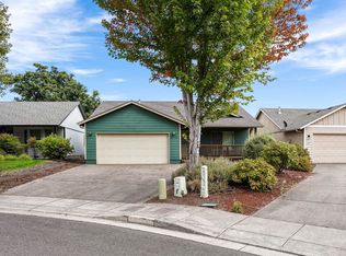 1718 Salmon River St NW, Salem, OR 97304