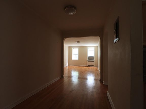 4th image of 1769 E 12th St #1K