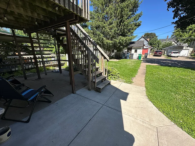 655 Washington St NE #1 — Photo 40