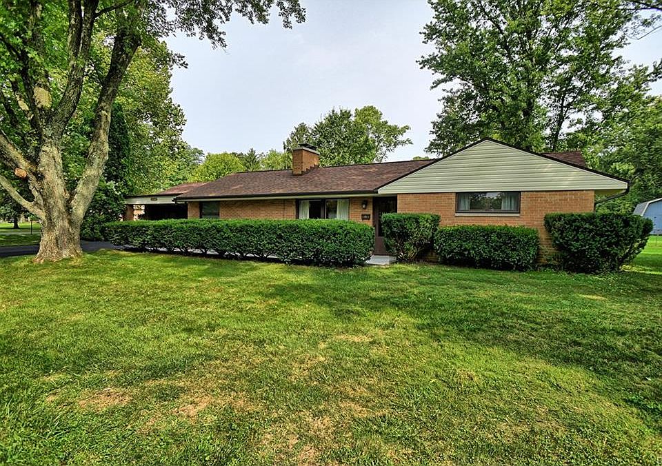 1st image of 4260 Whites Dr