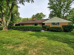 4260 Whites Dr, Bellbrook, OH 45305