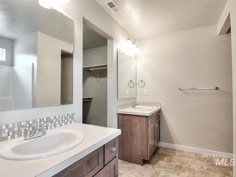 831 N Cottage Cove Way — Photo 11