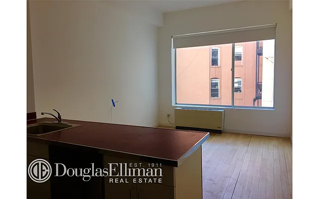 Rented by Douglas Elliman | media 26