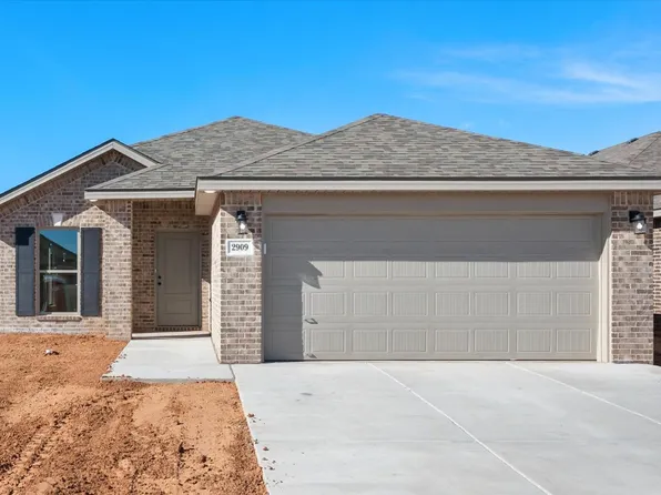 2909 Cottonwood Ave, Wolfforth, TX 79382