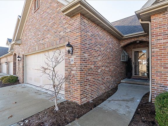 4th image of 28 Prairie Vista Ct